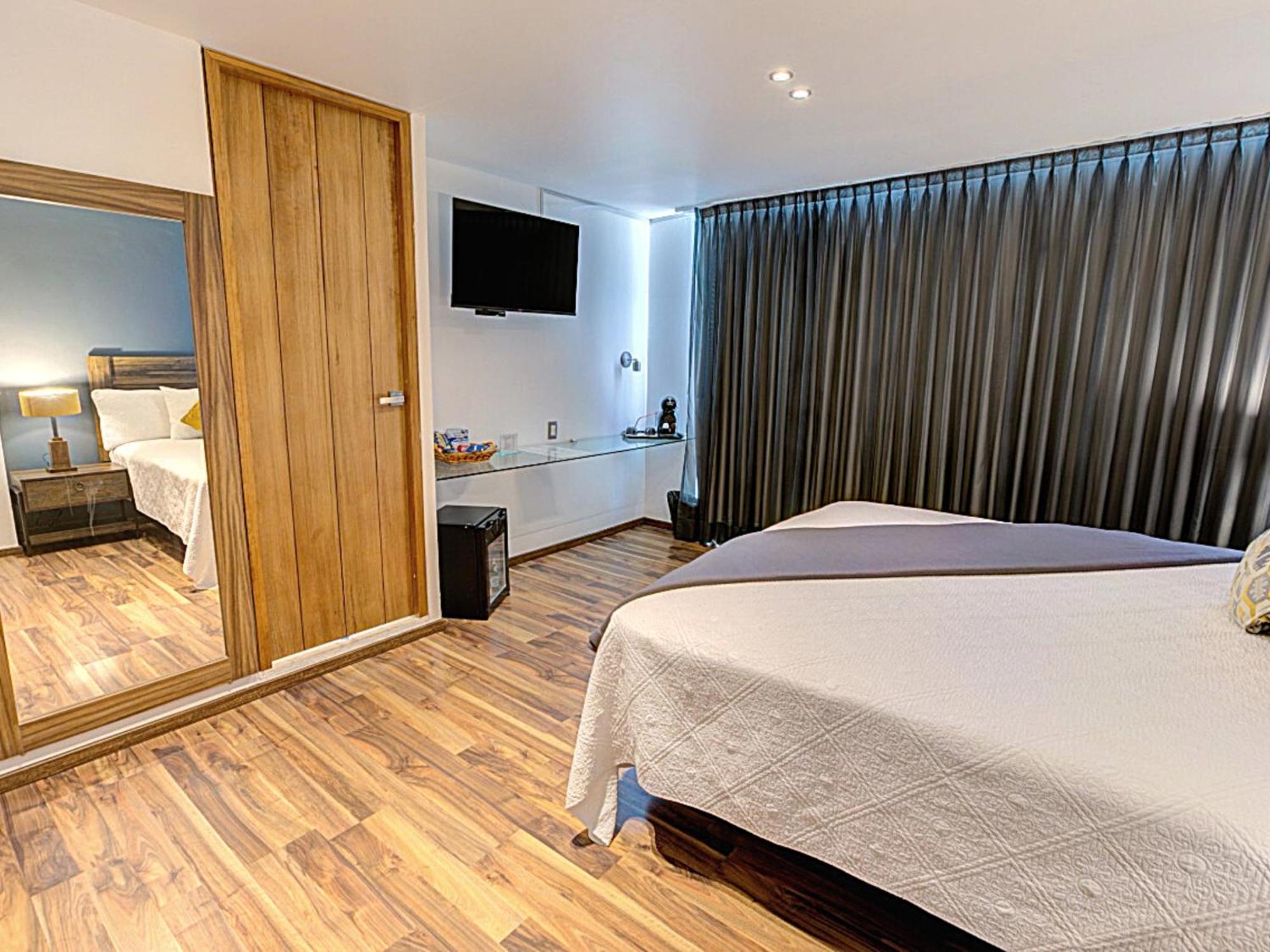 Hotel Clarum 101 Zapopan Exterior photo